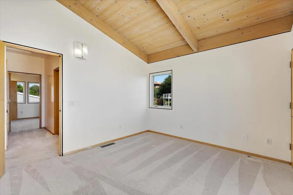 405 Heather Point Lane Watsonville, CA 95076