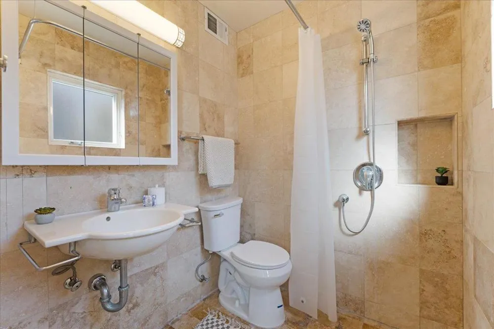 405 Heather Point Lane Watsonville, CA 95076
