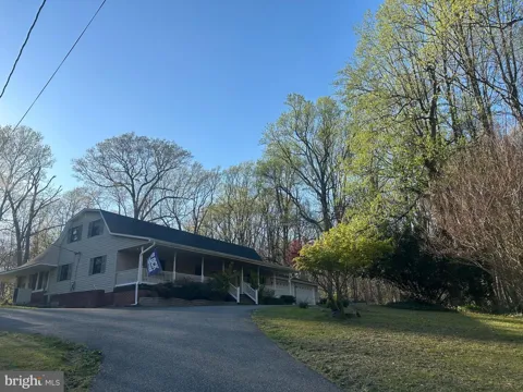1426 RIDGE ROAD