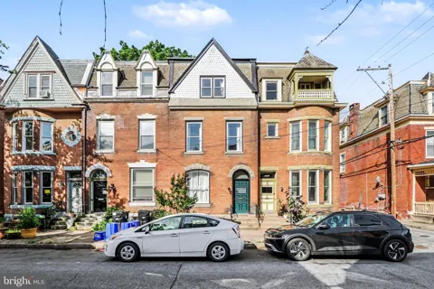 1710 GREEN STREET