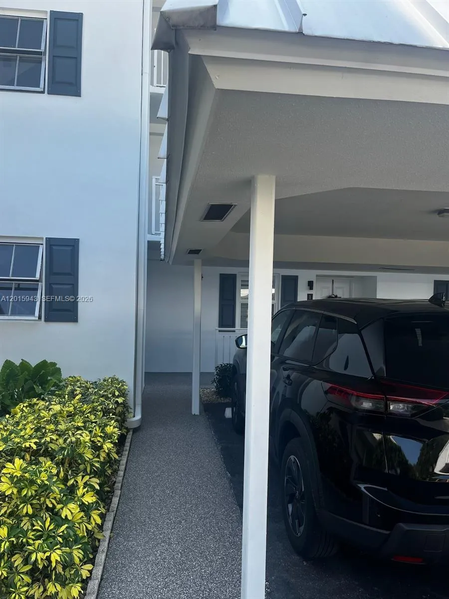 300 John F Kennedy Dr #101 Atlantis, FL 33462