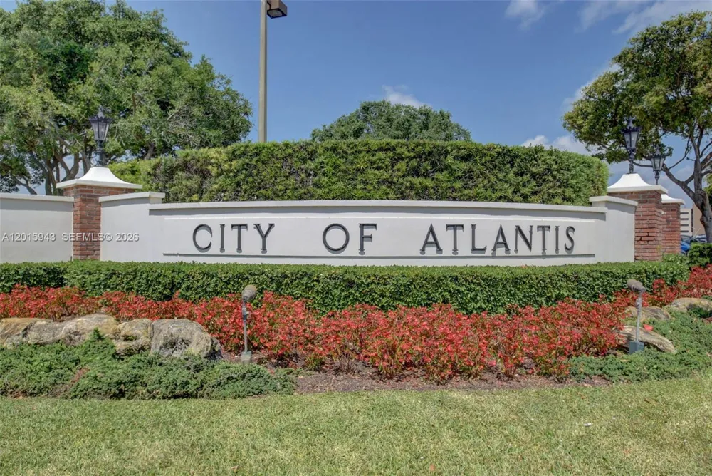 300 John F Kennedy Dr #101 Atlantis, FL 33462