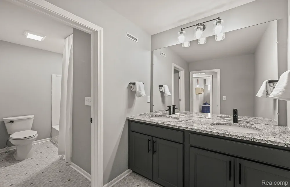 4032 Nottingham Circle Independence Charter Township, MI 48346