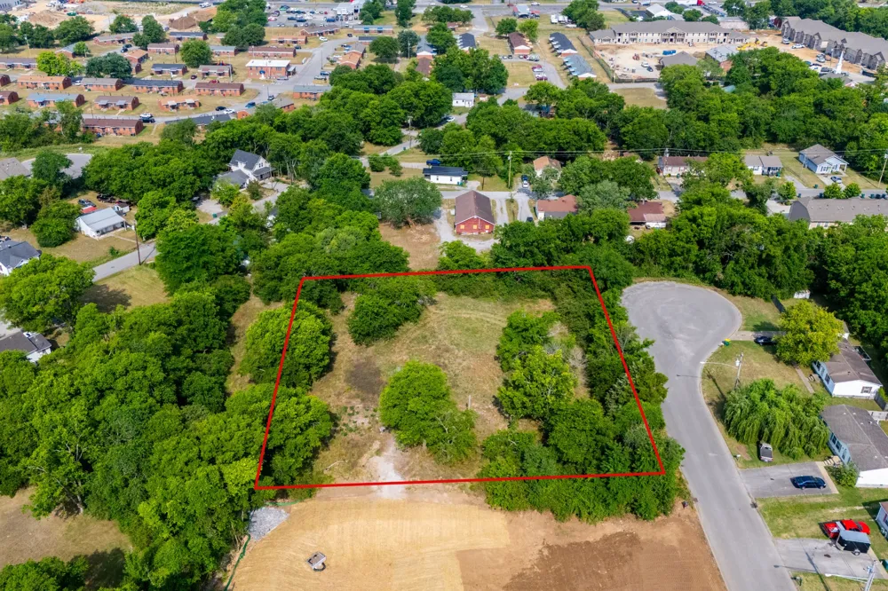 708 Hartsville Pike Lebanon, TN 37087
