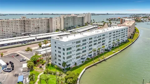 5925 SHORE BOULEVARD S #107