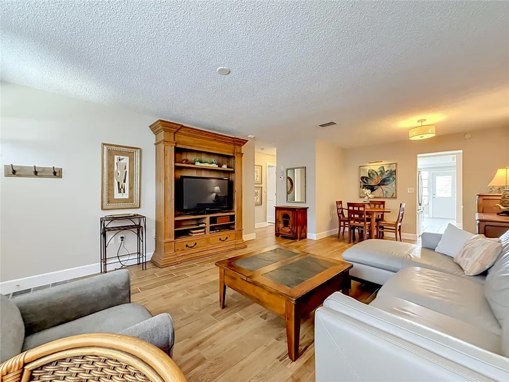 5925 SHORE BOULEVARD S #107 Gulfport, FL 33707