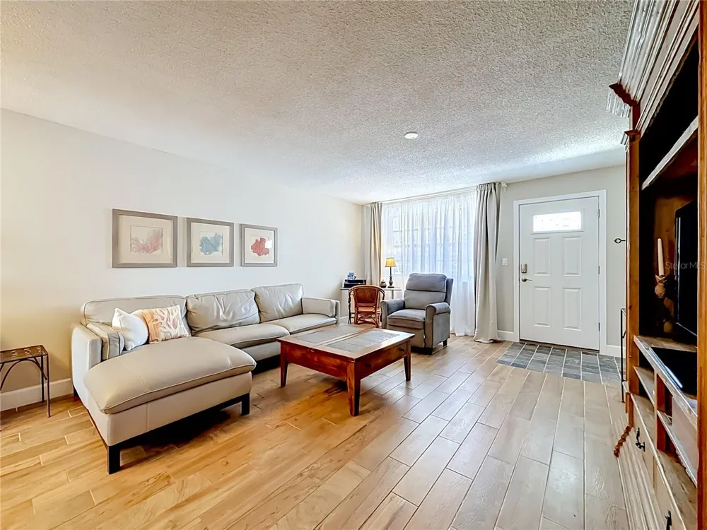 5925 SHORE BOULEVARD S #107 Gulfport, FL 33707