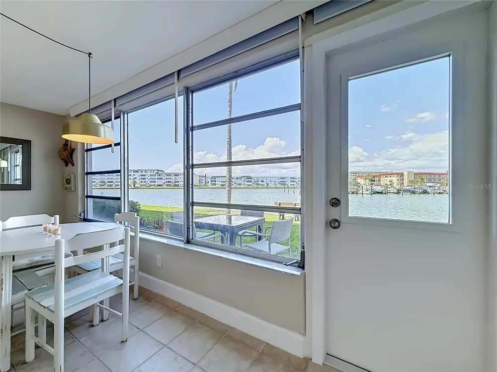 5925 SHORE BOULEVARD S #107 Gulfport, FL 33707