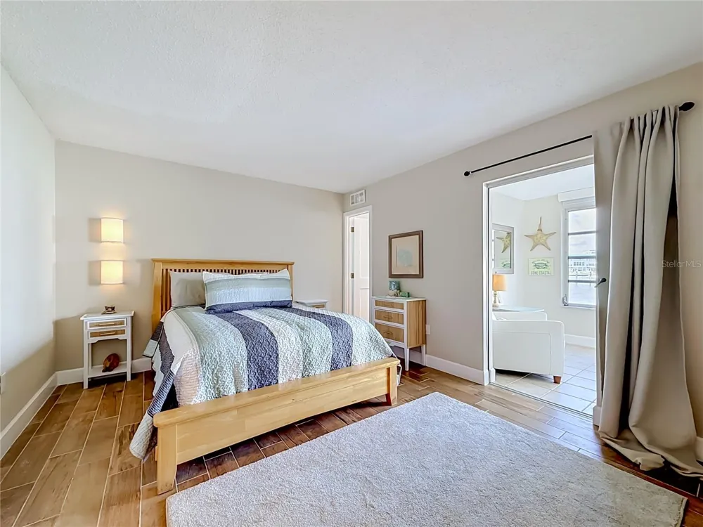 5925 SHORE BOULEVARD S #107 Gulfport, FL 33707