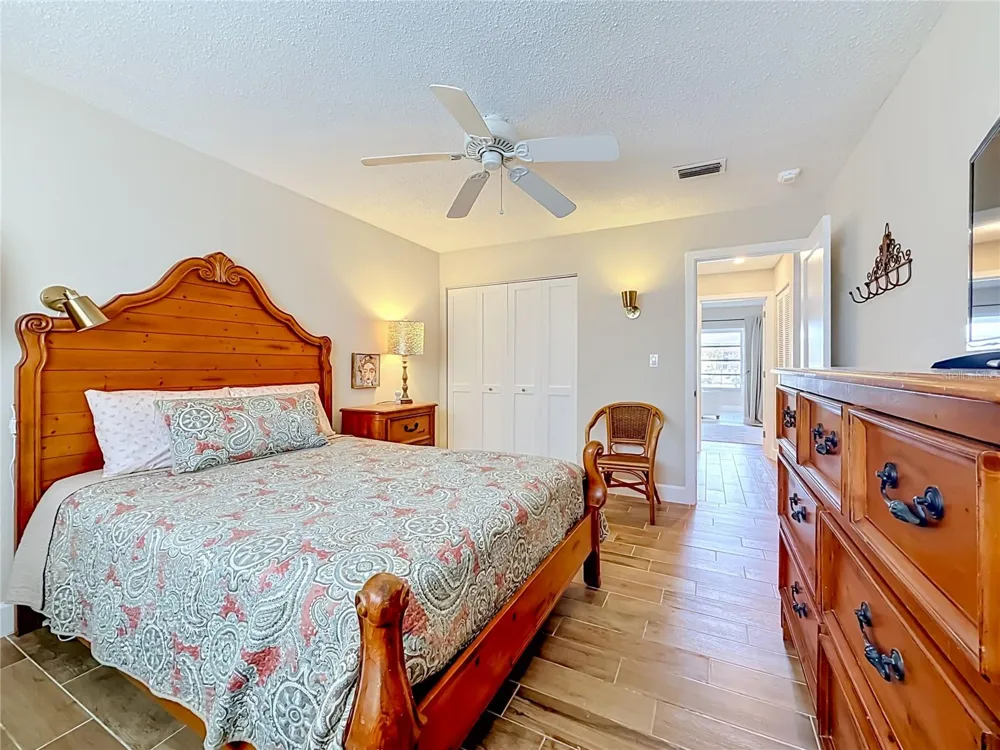 5925 SHORE BOULEVARD S #107 Gulfport, FL 33707