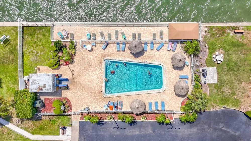 5925 SHORE BOULEVARD S #107 Gulfport, FL 33707