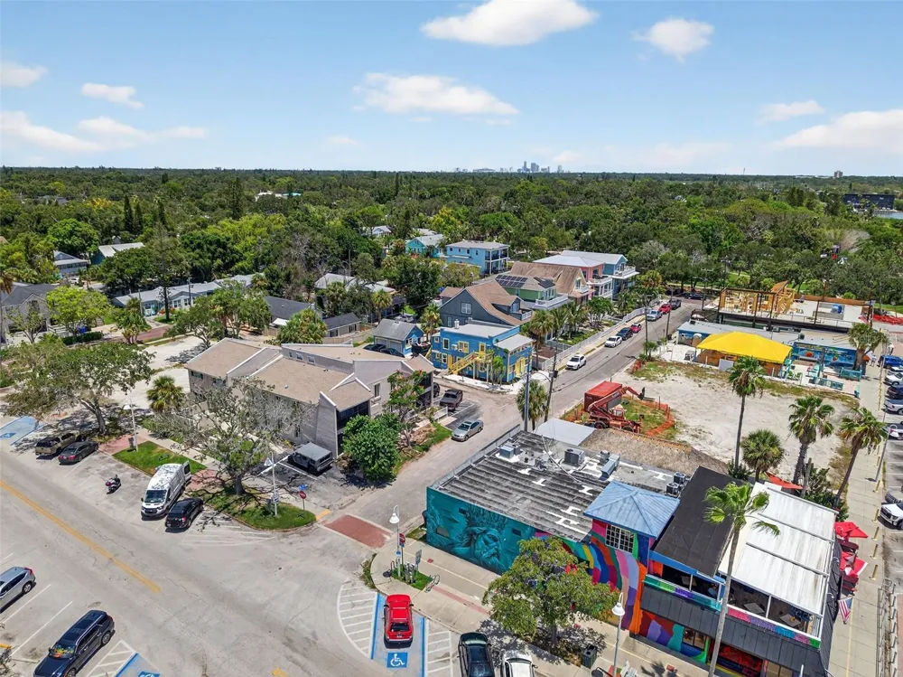5925 SHORE BOULEVARD S #107 Gulfport, FL 33707