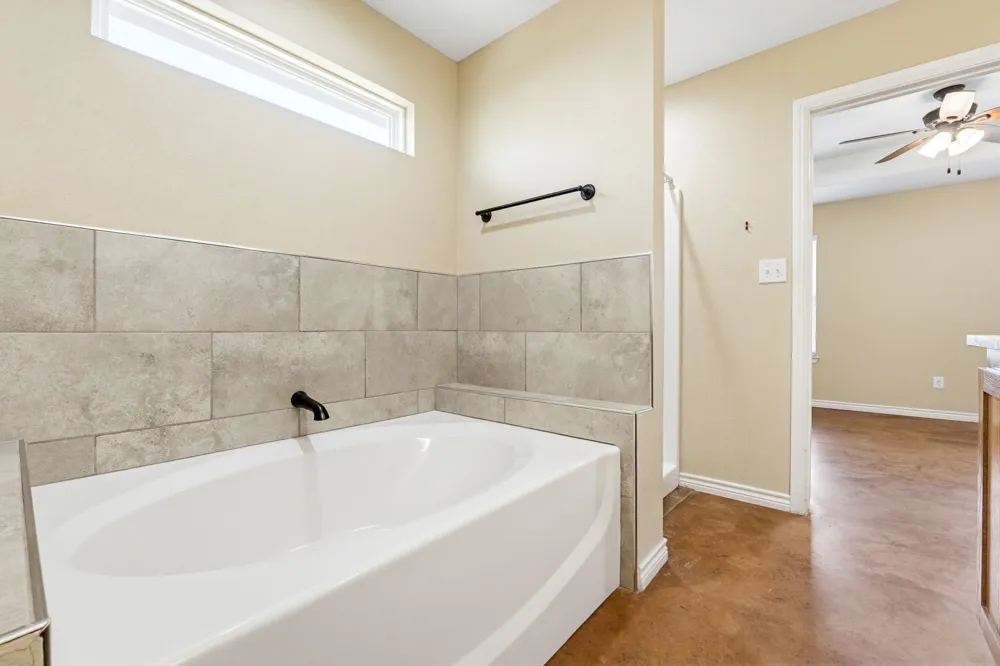 1124 Limestone Drive Lampasas, TX 76550