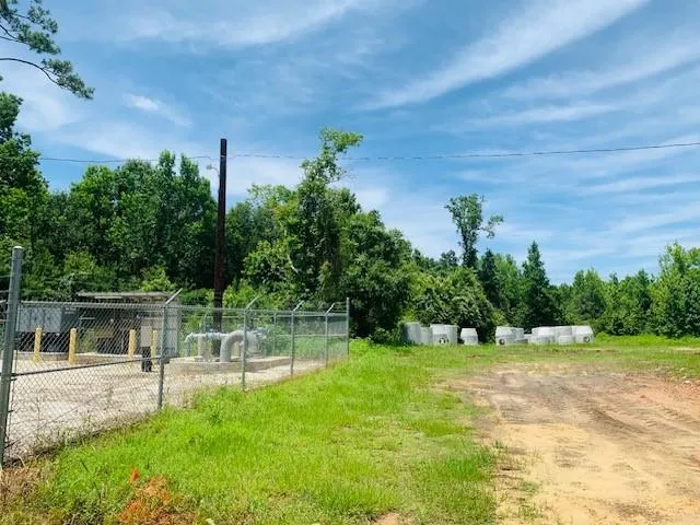 3455 Beaumont Avenue Liberty, TX 77575