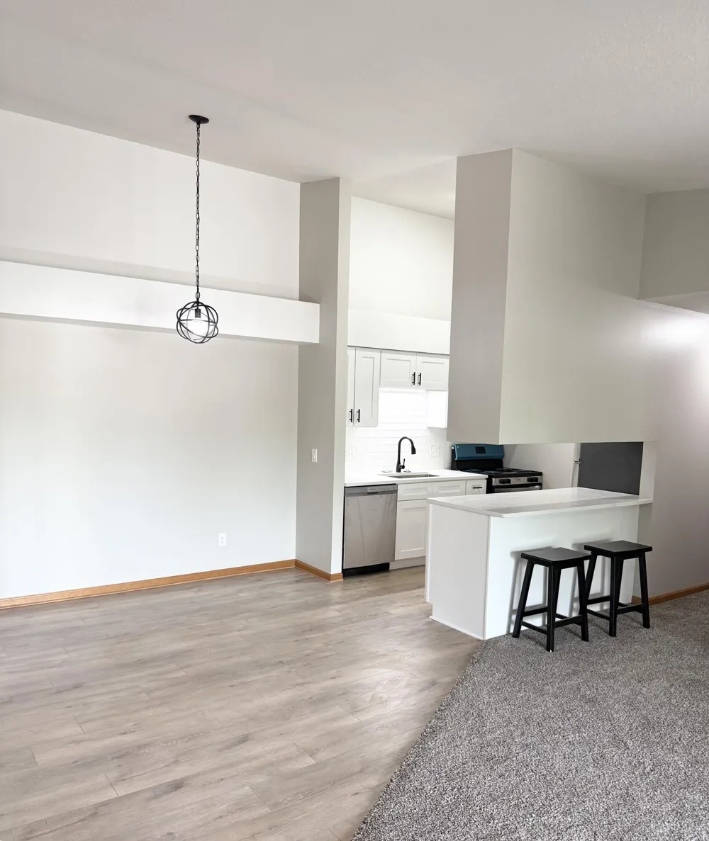 9669 Wildflower Court #8 Van Buren, MI 48111