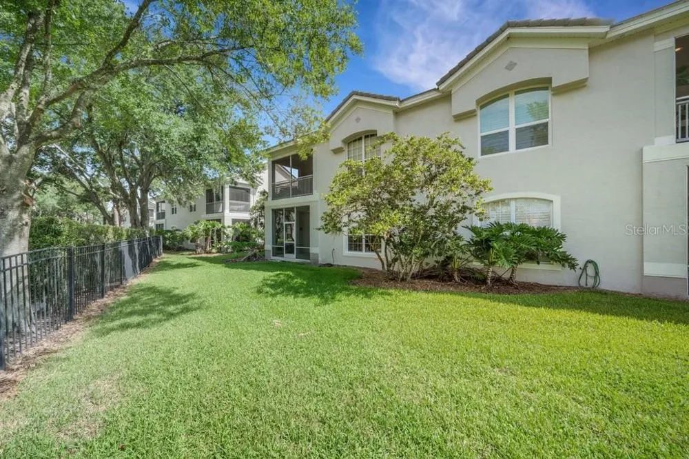 684 GRASSLANDS VILLAGE CIRCLE Lakeland, FL 33803