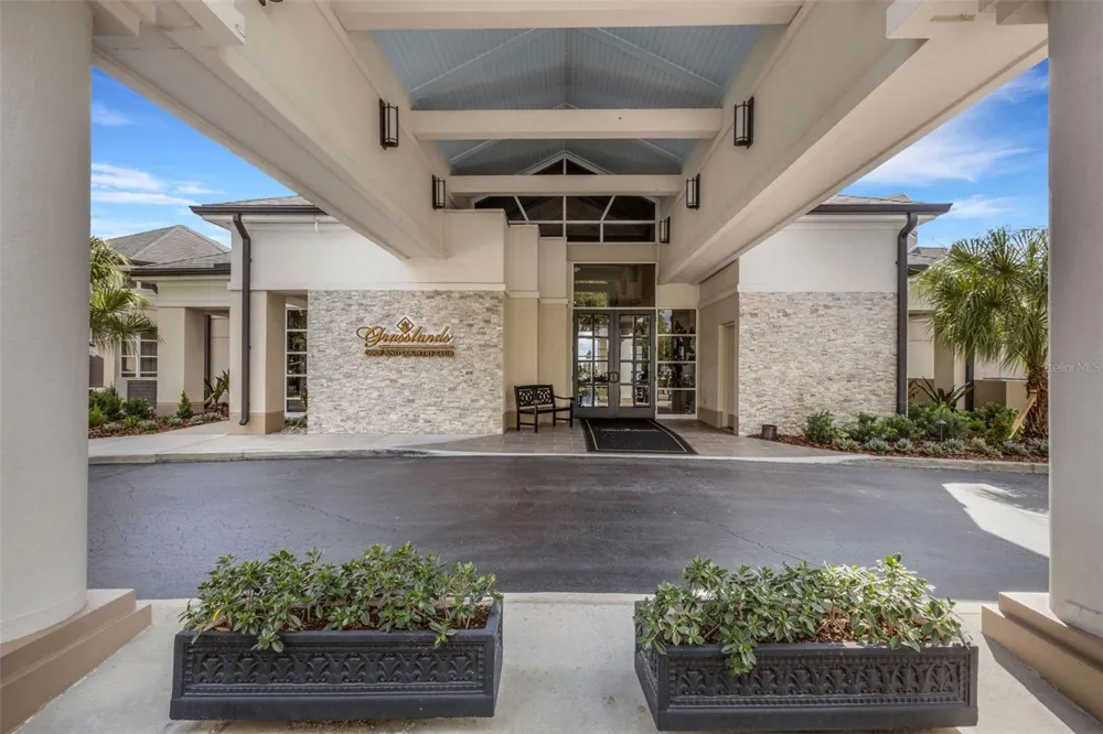 684 GRASSLANDS VILLAGE CIRCLE Lakeland, FL 33803