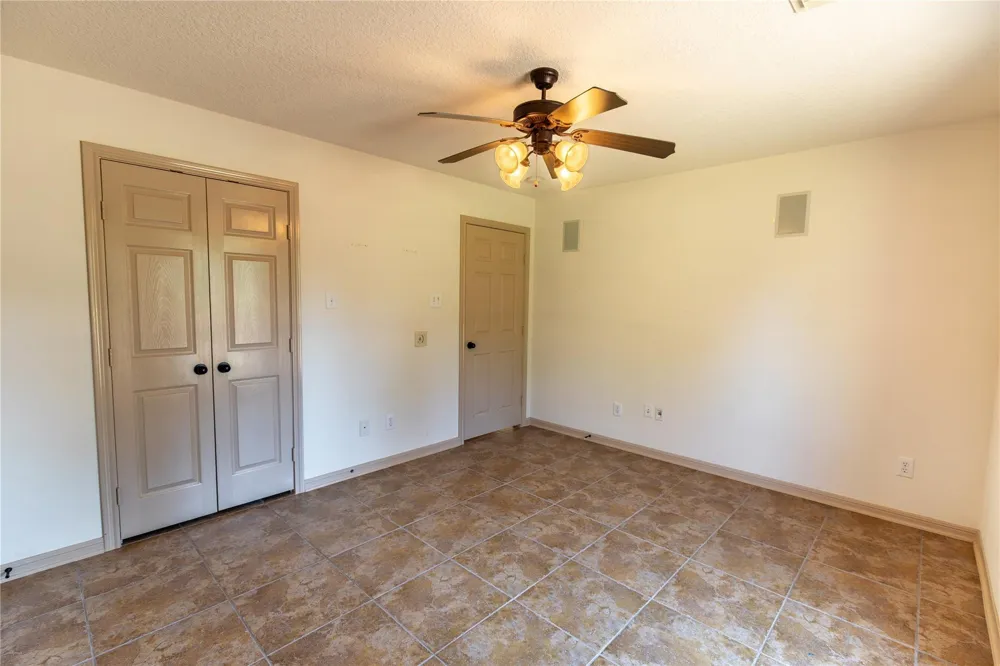 1081 Yaupon Creek Estates Drive Columbus, TX 78934