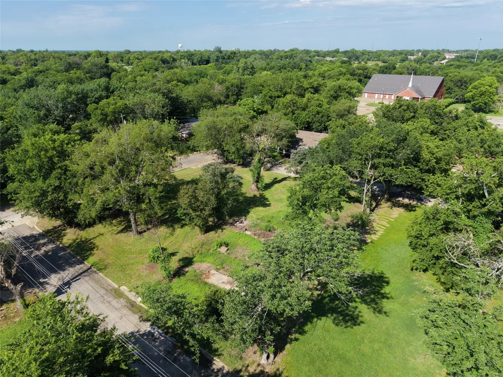118 Norris Street Commerce, TX 75428
