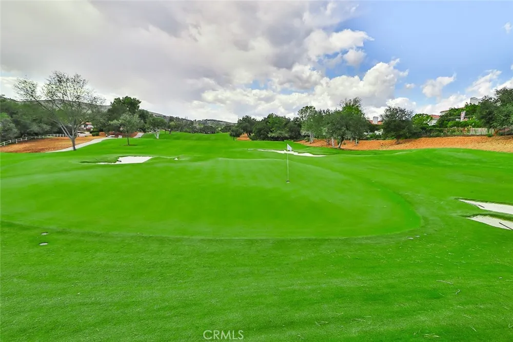 4658 Tam Oshanter Drive Westlake Village, CA 91362
