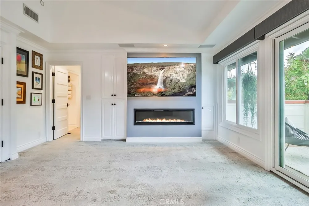 4658 Tam Oshanter Drive Westlake Village, CA 91362