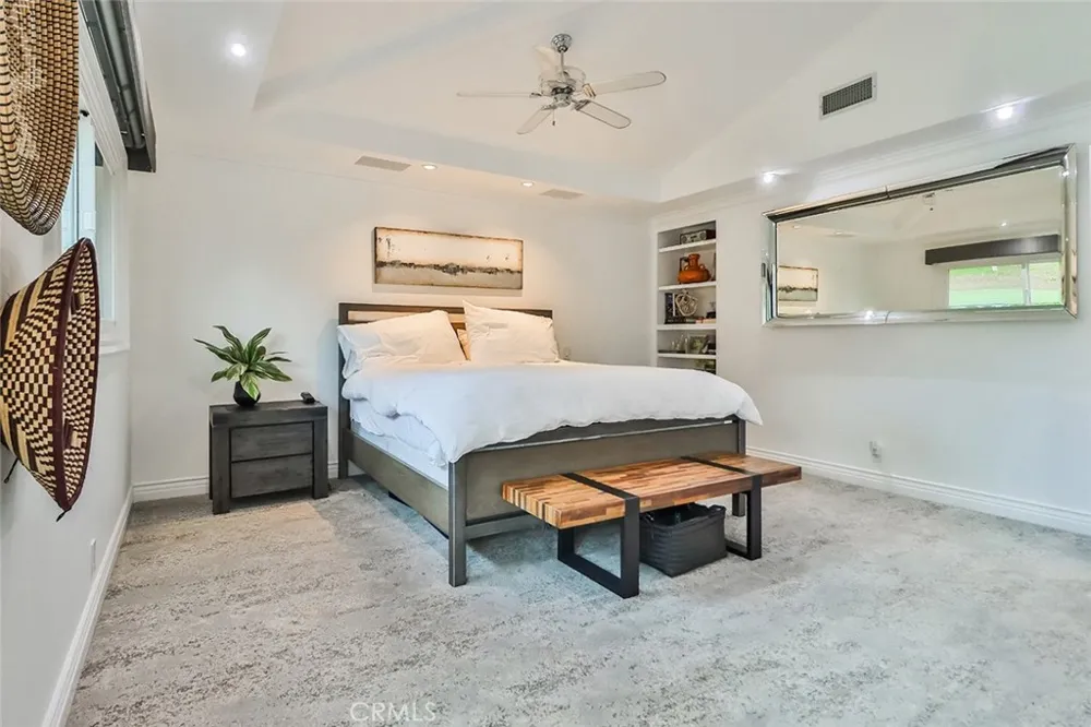 4658 Tam Oshanter Drive Westlake Village, CA 91362