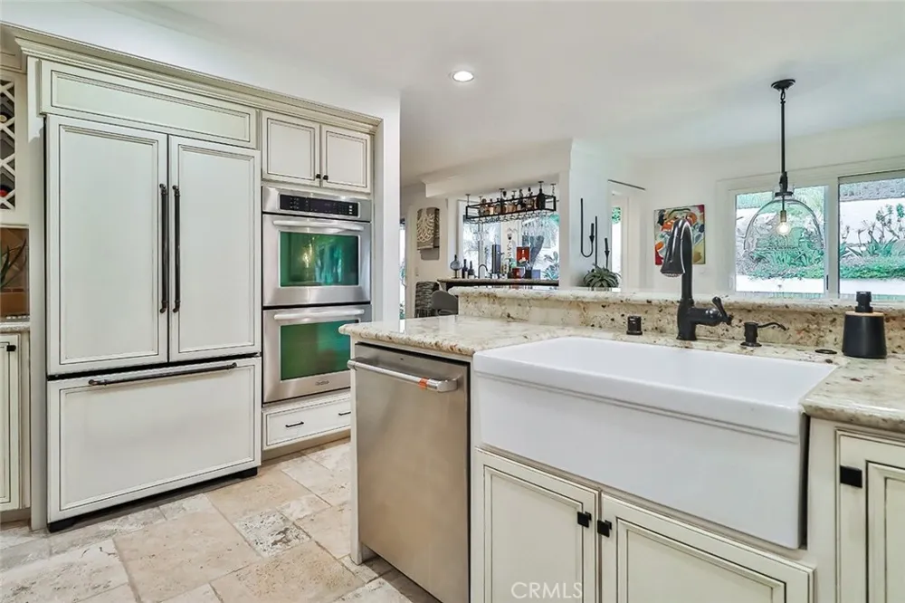 4658 Tam Oshanter Drive Westlake Village, CA 91362