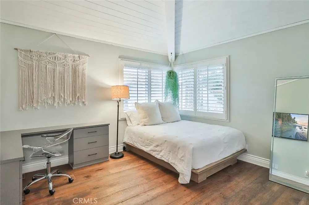 4658 Tam Oshanter Drive Westlake Village, CA 91362