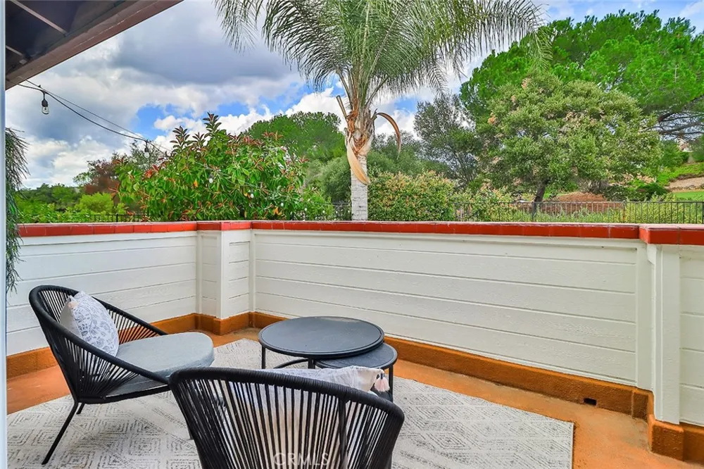 4658 Tam Oshanter Drive Westlake Village, CA 91362