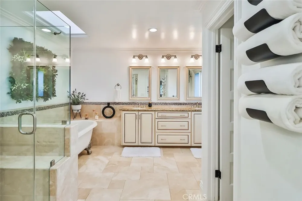 4658 Tam Oshanter Drive Westlake Village, CA 91362