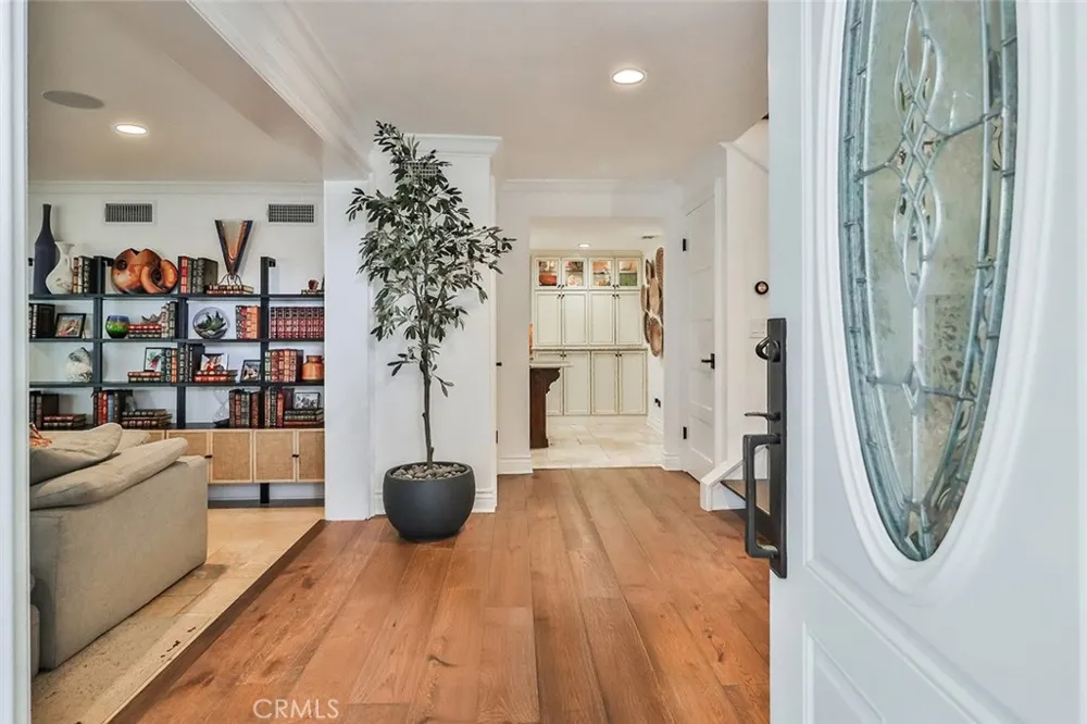 4658 Tam Oshanter Drive Westlake Village, CA 91362
