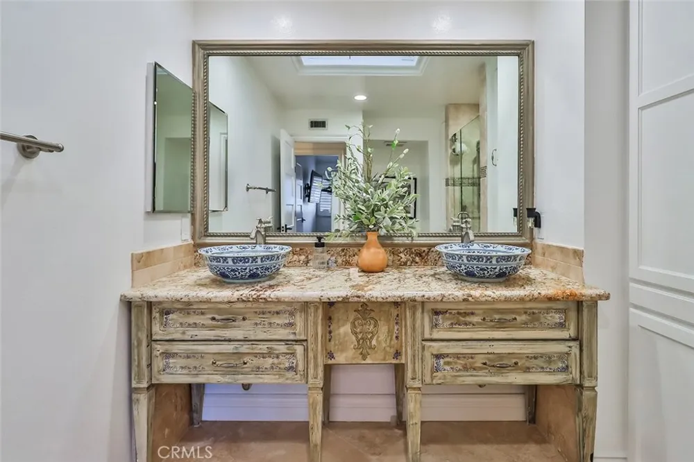 4658 Tam Oshanter Drive Westlake Village, CA 91362