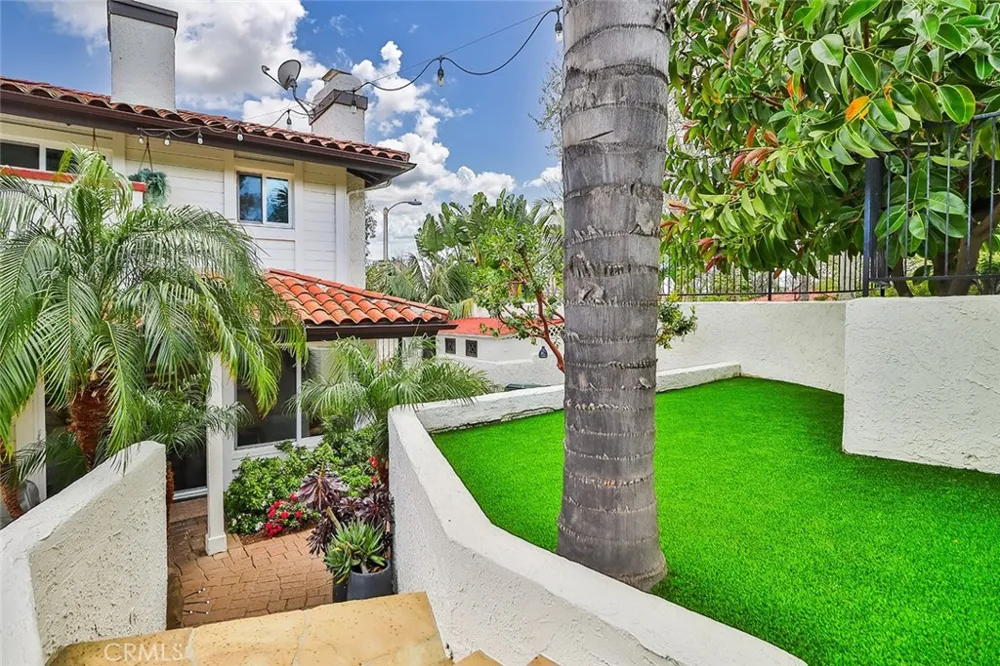4658 Tam Oshanter Drive Westlake Village, CA 91362