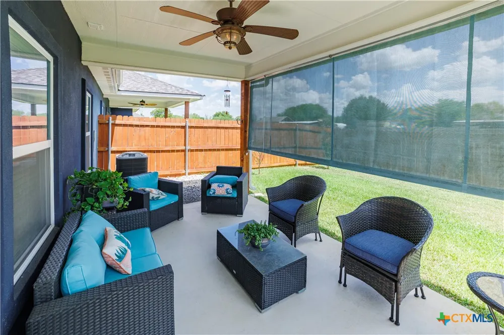 123 Navarro Crossing #12A Seguin, TX 78155