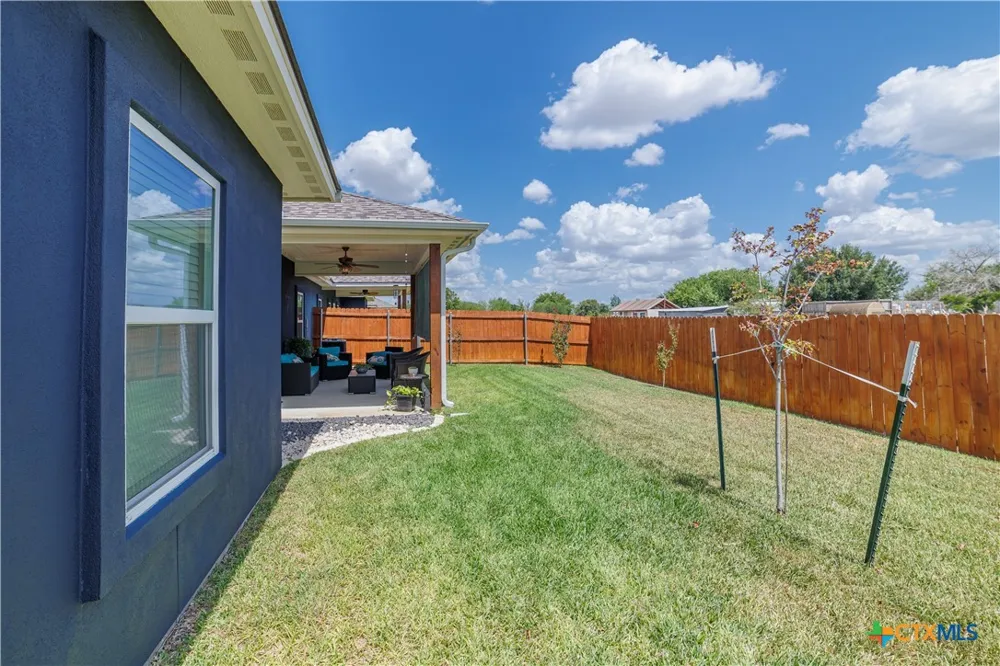 123 Navarro Crossing #12A Seguin, TX 78155