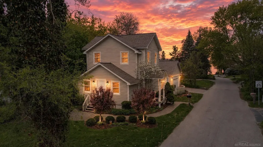 776 Heights Road Lake Orion Village, MI 48362