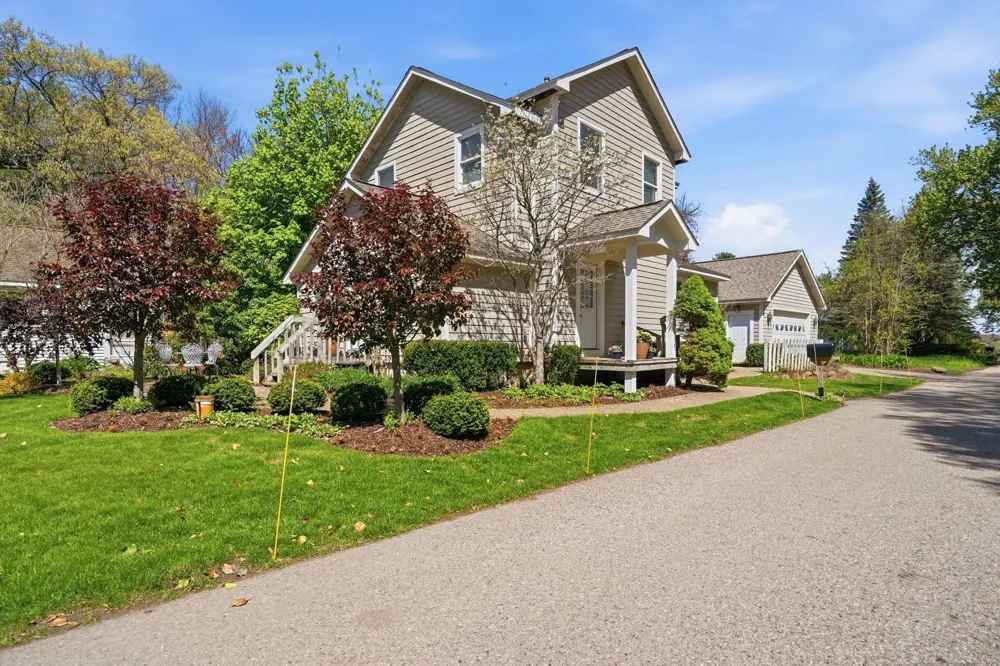 776 Heights Road Lake Orion Village, MI 48362