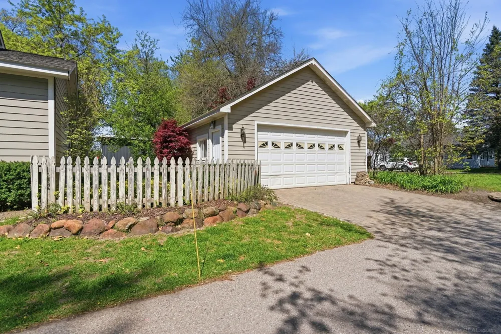 776 Heights Road Lake Orion Village, MI 48362