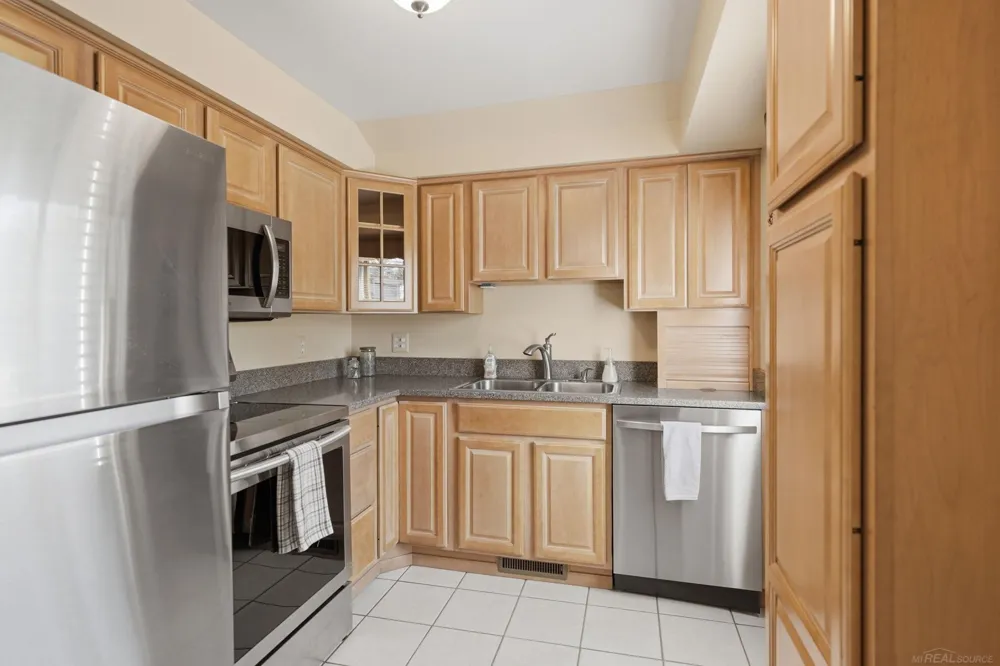 776 Heights Road Lake Orion Village, MI 48362