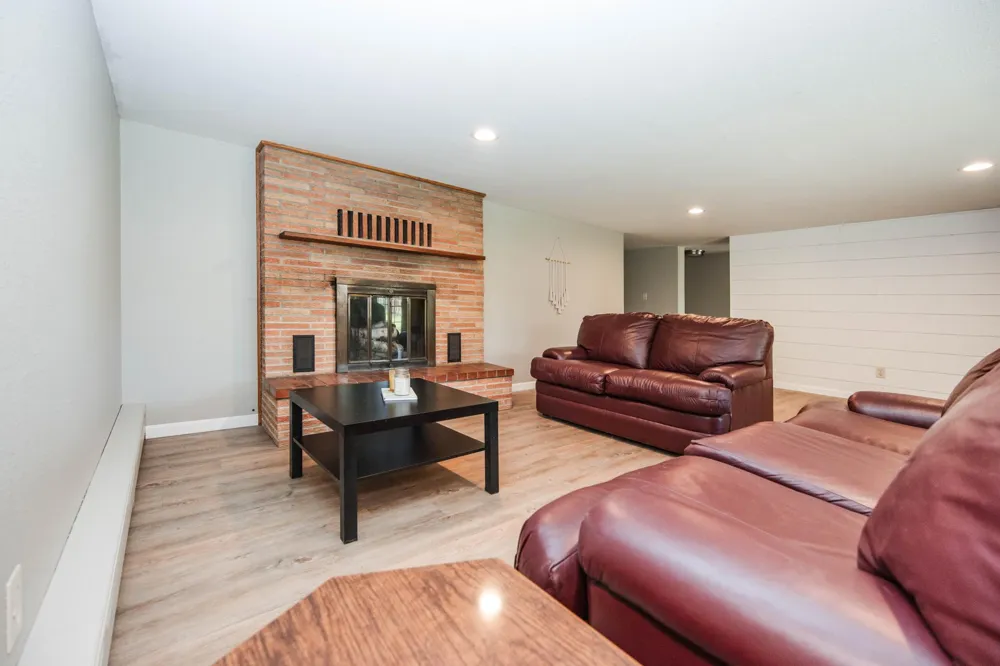 1417 Long Avenue Detroit Lakes, MN 56501