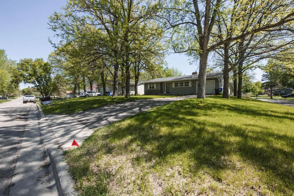 1417 Long Avenue Detroit Lakes, MN 56501