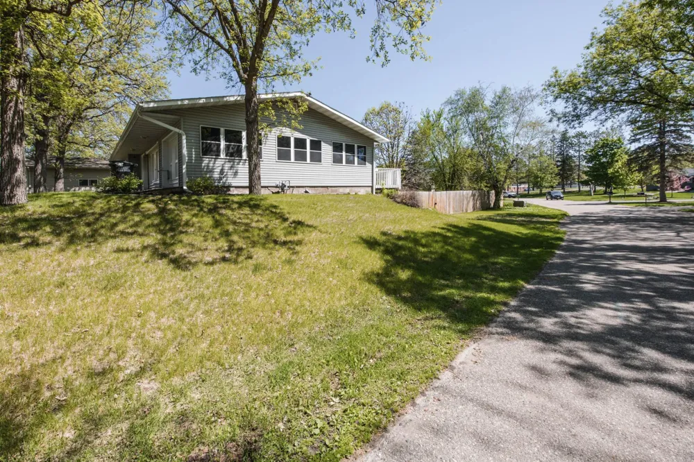 1417 Long Avenue Detroit Lakes, MN 56501
