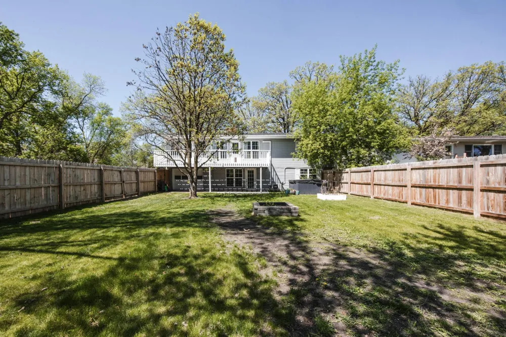 1417 Long Avenue Detroit Lakes, MN 56501