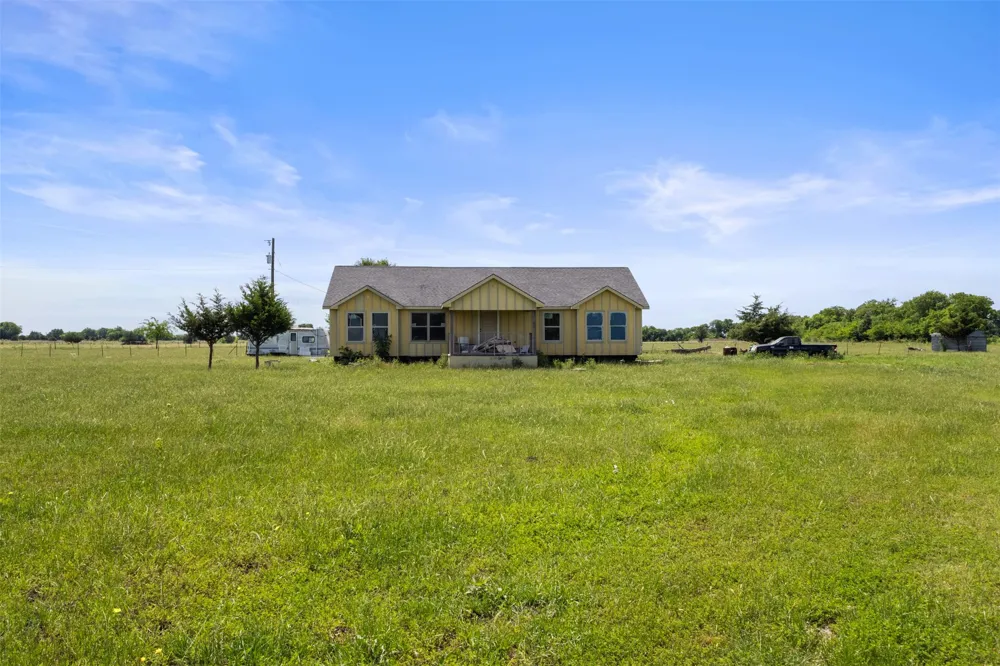 2791 Farm Road 2068 Klondike, TX 75448