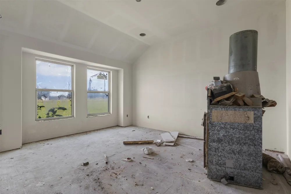 2791 Farm Road 2068 Klondike, TX 75448