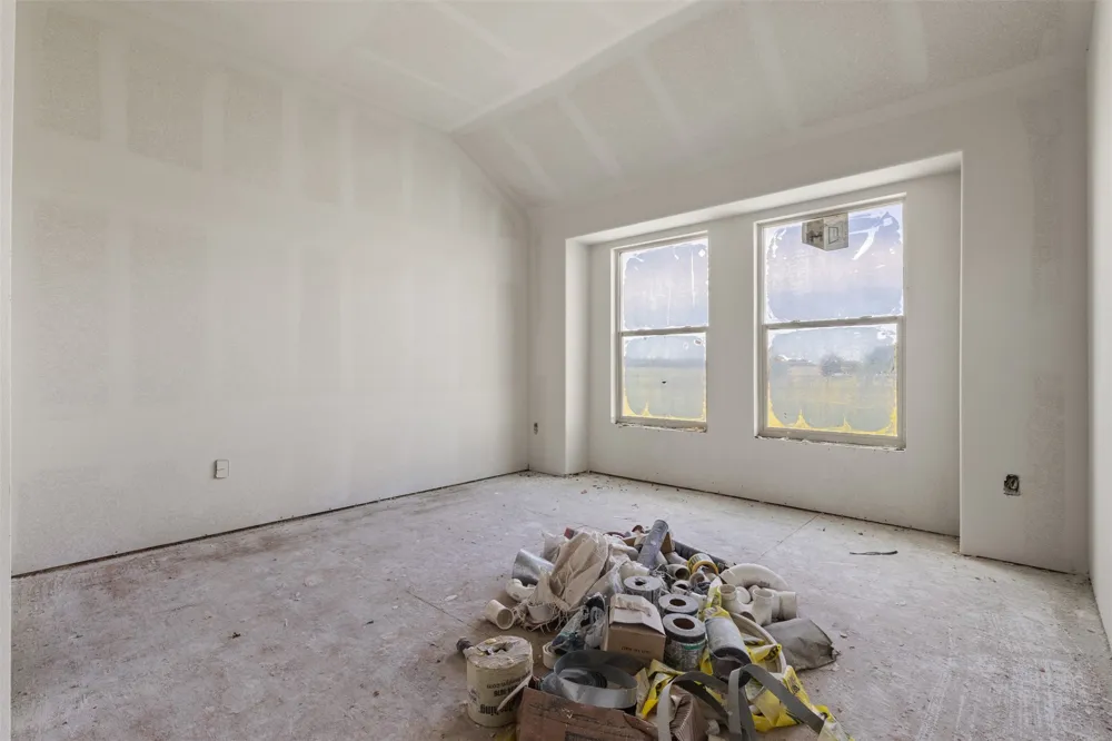2791 Farm Road 2068 Klondike, TX 75448