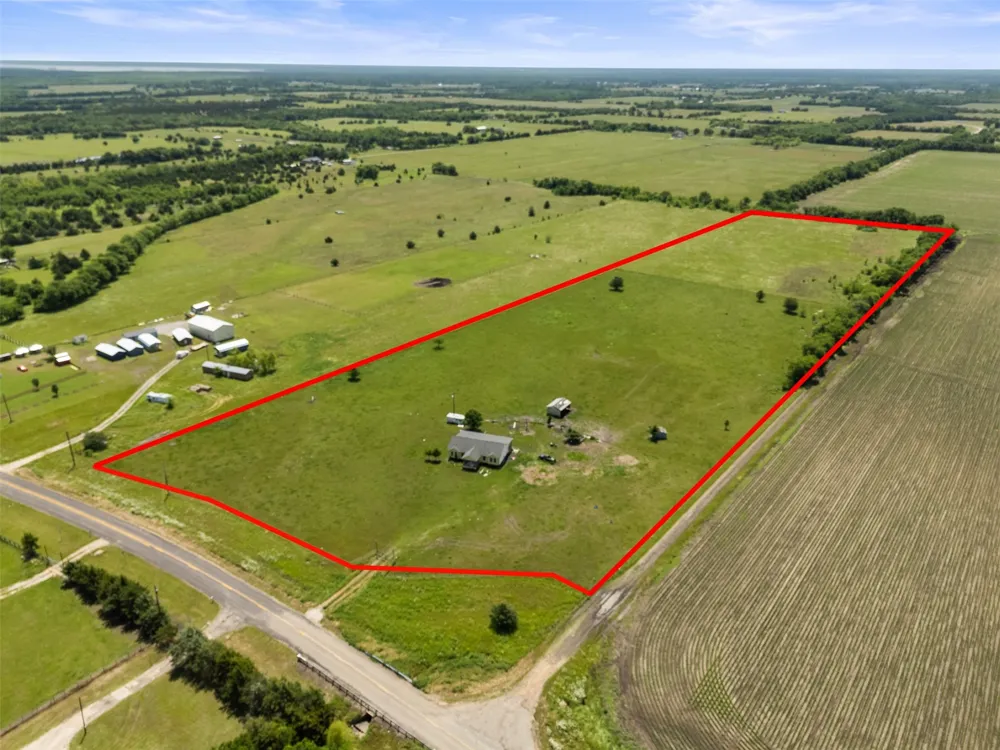 2791 Farm Road 2068 Klondike, TX 75448