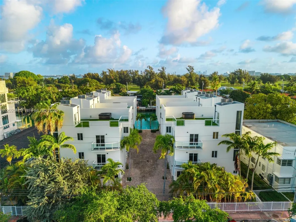 1975 Calais Dr #5 Miami Beach, FL 33141