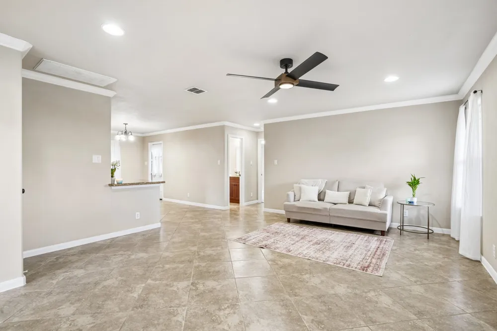1427 Bonnyview Drive Canyon Lake, TX 78133