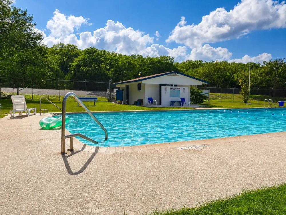 1427 Bonnyview Drive Canyon Lake, TX 78133